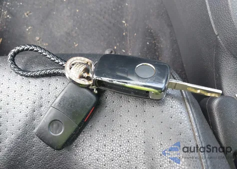 2014 Volkswagen Jetta 1.8T Se z USA, uszkodzony, nr VIN 3VWD07AJ9EM277085